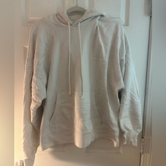 TNA Aritzia Sweatfleece boyfriend hoodie, white, women’s 3 - Picture 1 of 4